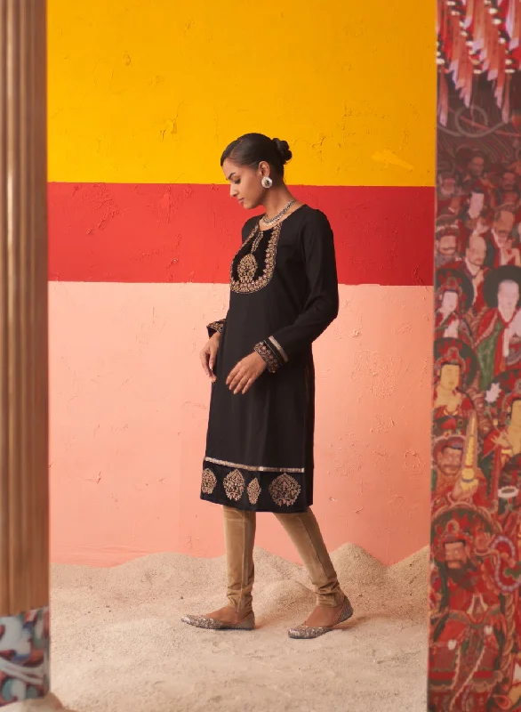 Black Women’s Woollen Kurti with Embroidered Yoke and Button Detailing on Cuffs