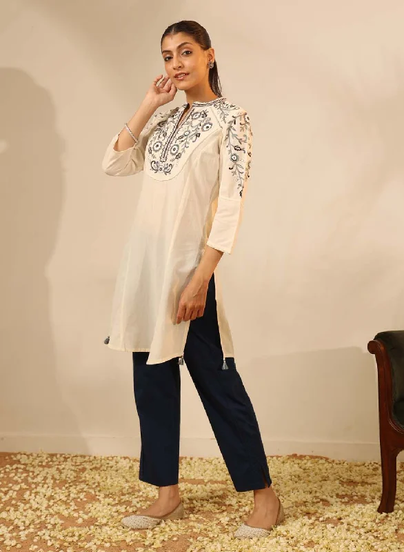 Ivory Knee-length Embroidered Kurta