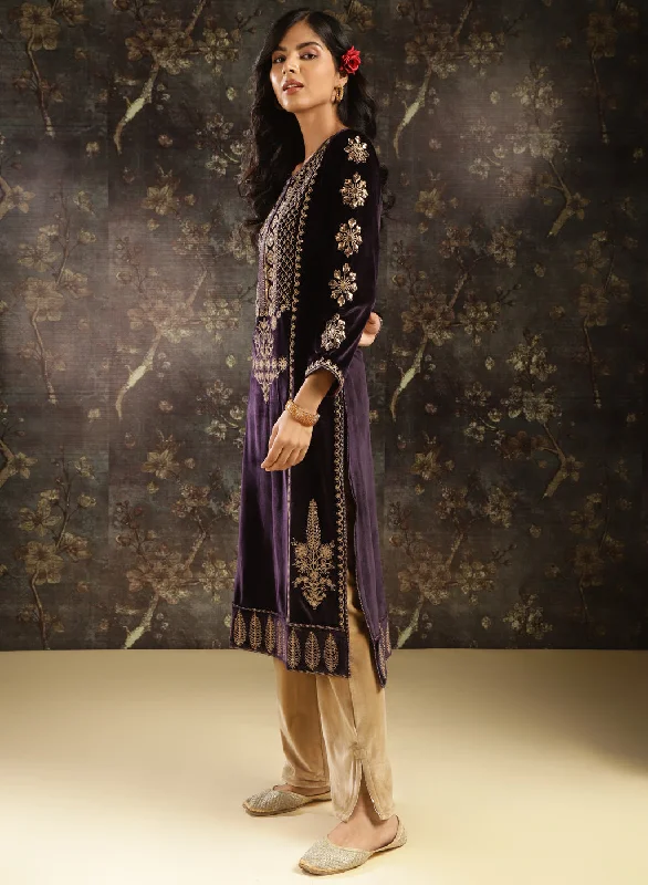 Purple Heavily Embroidered Party-wear Velvet Kurta