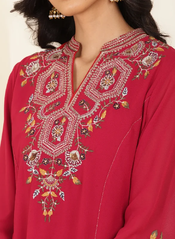 Red Kurta Set with Floral Embroidery and Zari Work