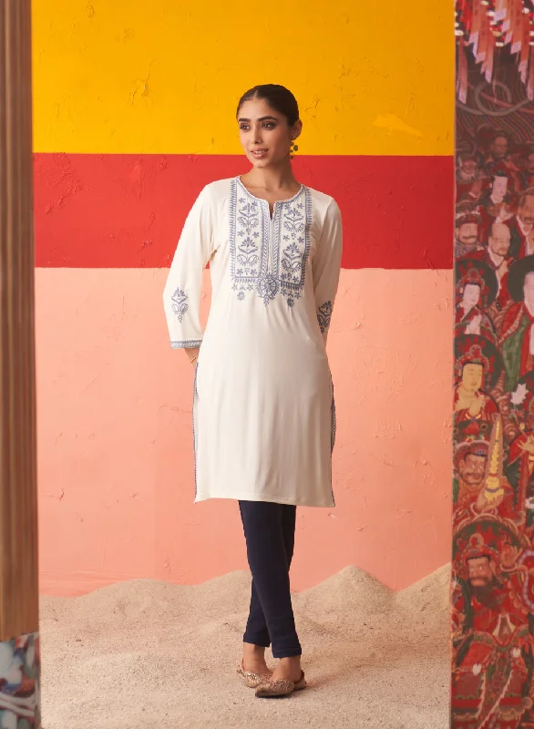 White Kurta for Women with Threadwork and Lace Detailing