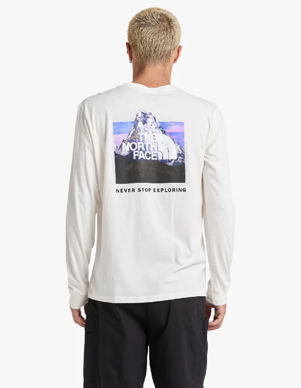 Mens Never Stop Exploring L/S Box Tee - Gardenia White/Photoreal Graphics