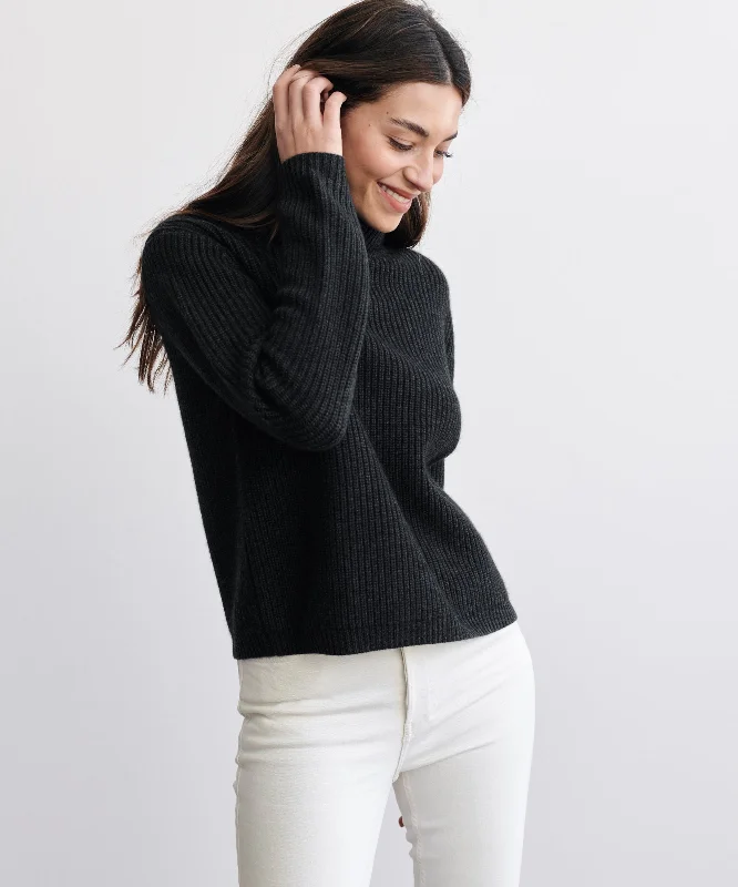 Cropped Turtleneck